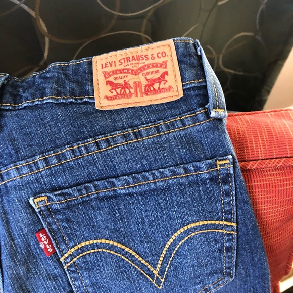 Levi’s - Picture 4 of 4